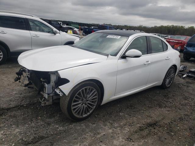 ALFA ROMEO GIULIA TI 2017 with VIN ZARFAECN6H7555927 - Photo from auction