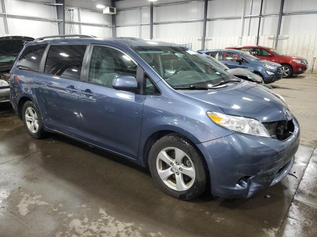 Photo 4 from auction – 2015 TOYOTA SIENNA LE with VIN 5TDKK3DC4FS537534