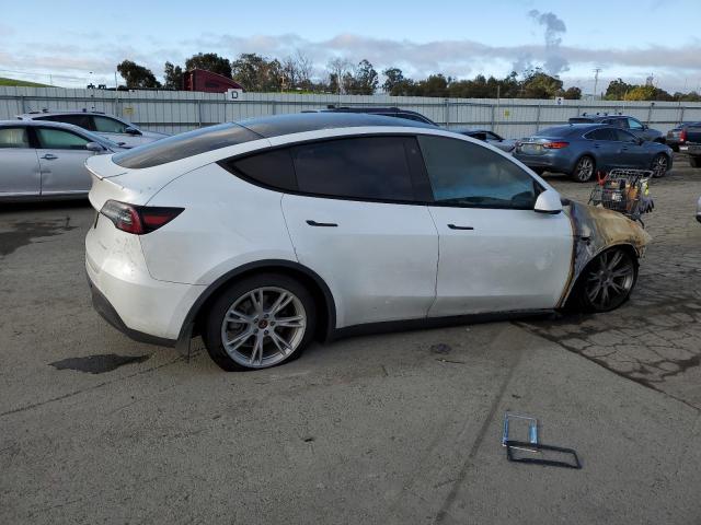 Photo 3 from auction – 2020 TESLA MODEL Y with VIN 5YJYGDEE2LF013753