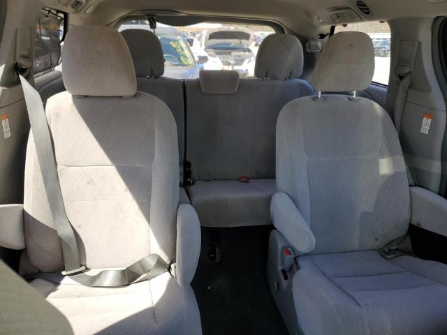 Photo 10 from auction – 2017 TOYOTA SIENNA LE with VIN 5TDJZ3DC7HS183292