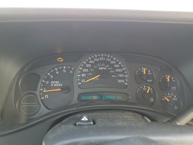 Photo 9 from auction – 2003 CHEVROLET SUBURBAN K with VIN 1GNFK16Z23J252273
