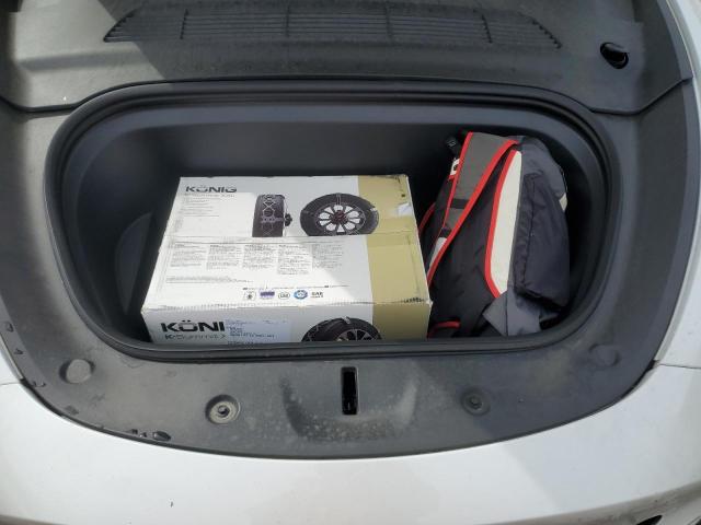 Photo 11 from auction – 2022 TESLA MODEL Y with VIN 7SAYGDEF2NF488608