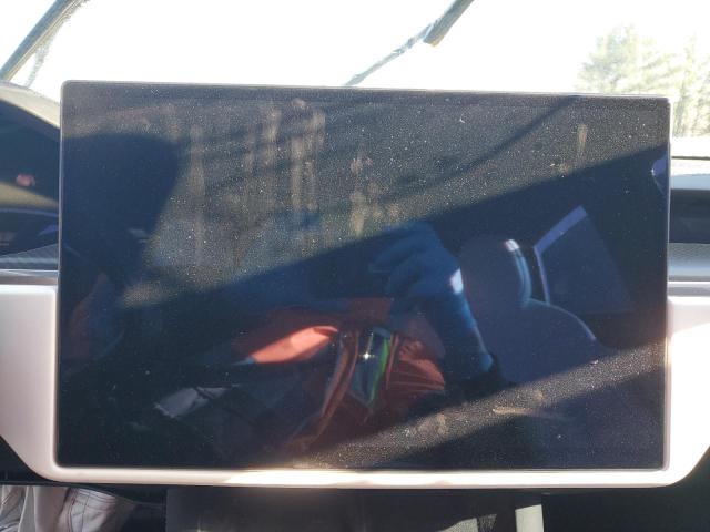 Photo 9 from auction – 2022 TESLA MODEL S with VIN 5YJSA1E61NF459751