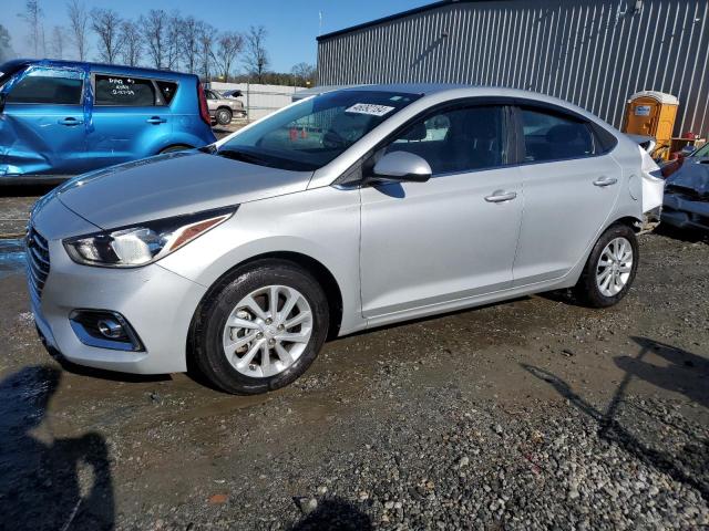 HYUNDAI ACCENT SE 2022 with VIN 3KPC24A68NE160613 - Photo from auction