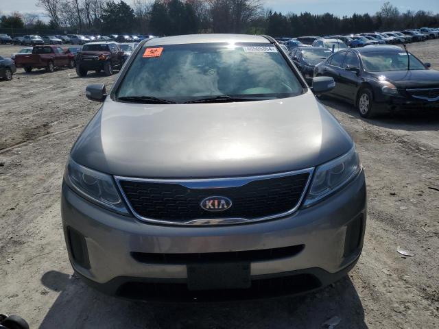 Photo 5 from auction – 2015 KIA SORENTO LX with VIN 5XYKT3A62FG585445
