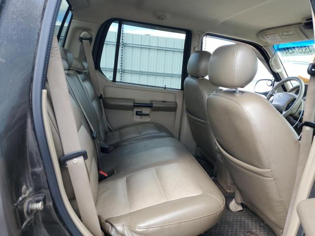 Photo 11 from auction – 2005 FORD EXPLORER S with VIN 1FMZU77K05UA23656