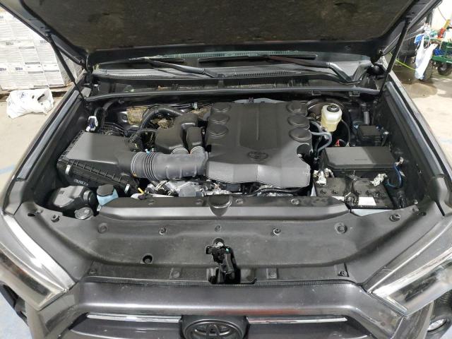 Photo 12 from auction – 2023 TOYOTA 4RUNNER SR with VIN JTEFU5JRXP5297523