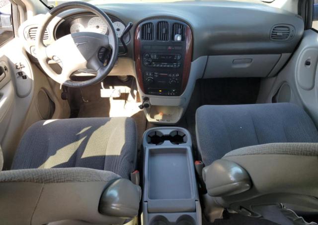 Photo 8 from auction – 2005 CHRYSLER TOWN & COU with VIN 1C4GP45R25B160756