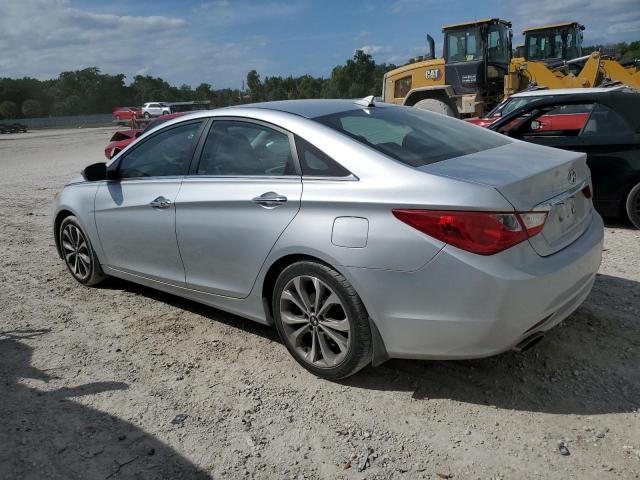 Photo 2 from auction – 2013 HYUNDAI SONATA SE with VIN 5NPEC4AB2DH655774