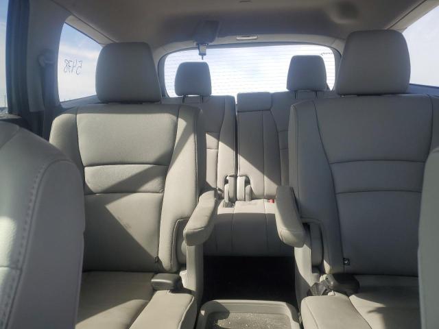 Photo 10 from auction – 2019 HONDA PILOT TOUR with VIN 5FNYF5H65KB043616