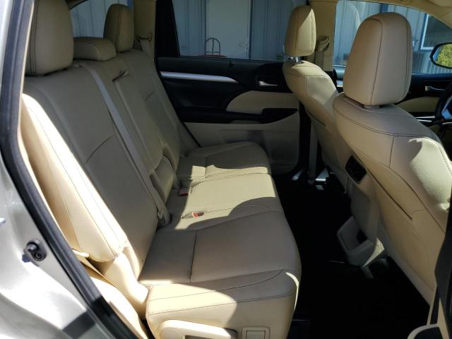 Photo 10 from auction – 2016 TOYOTA HIGHLANDER with VIN 5TDJKRFH4GS342901