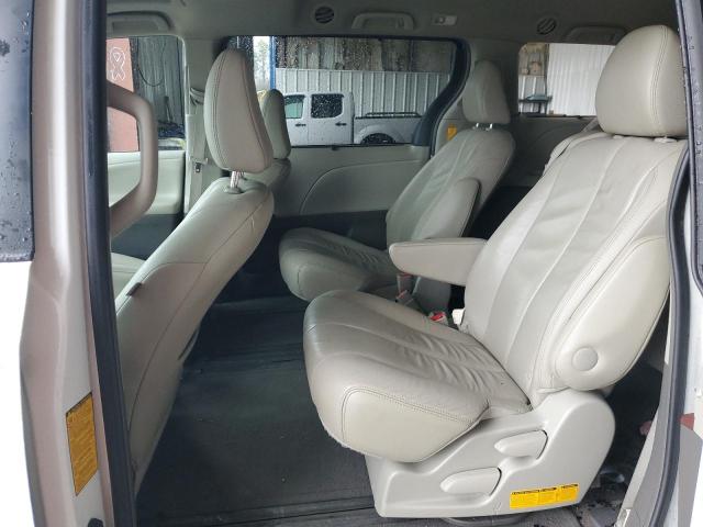 Photo 11 from auction – 2014 TOYOTA SIENNA XLE with VIN 5TDYK3DC6ES525846