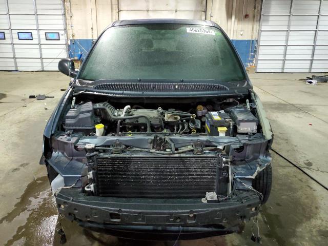 Photo 5 from auction – 2005 CHRYSLER TOWN & COU with VIN 1C4GP45R35B221726