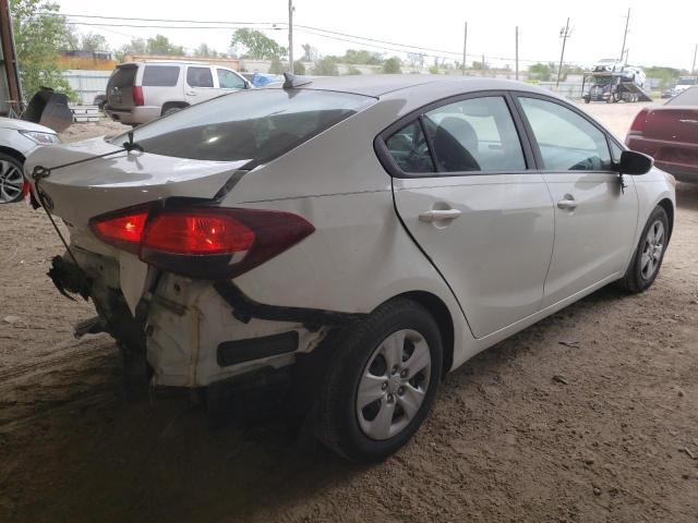Photo 3 from auction – 2017 KIA FORTE LX with VIN 3KPFK4A77HE119044