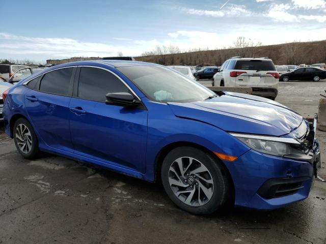 Photo 4 from auction – 2018 HONDA CIVIC EX with VIN 19XFC2F79JE013050