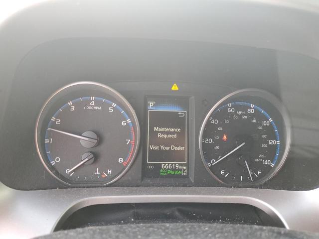 Photo 9 from auction – 2018 TOYOTA RAV4 ADVEN with VIN JTMWFREV3JJ751963