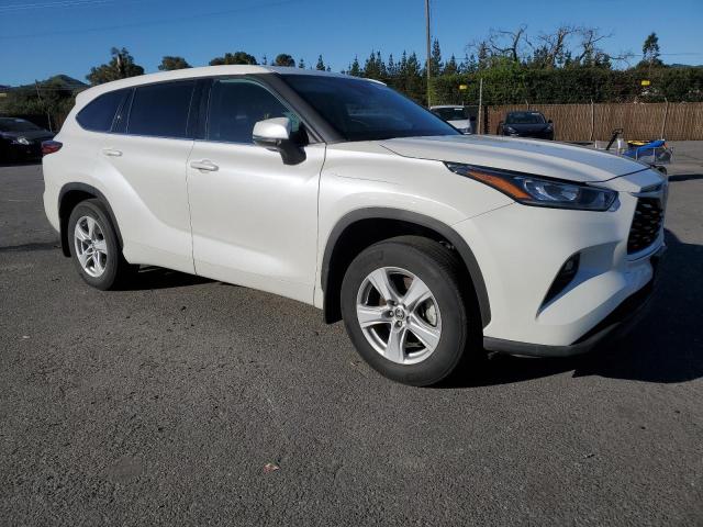 Photo 4 from auction – 2020 TOYOTA HIGHLANDER with VIN 5TDBZRBHXLS024930