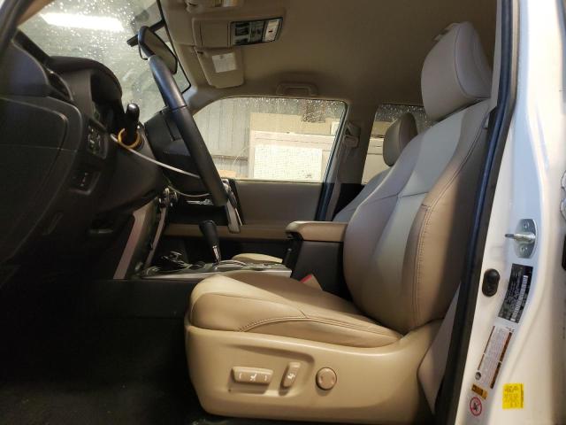 Photo 7 from auction – 2018 TOYOTA 4RUNNER SR with VIN JTEBU5JR1J5609461