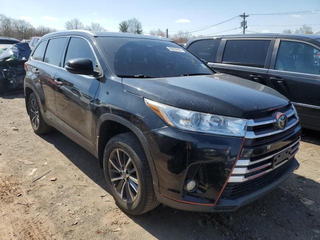 Photo 4 from auction – 2019 TOYOTA HIGHLANDER with VIN 5TDJZRFH8KS563552