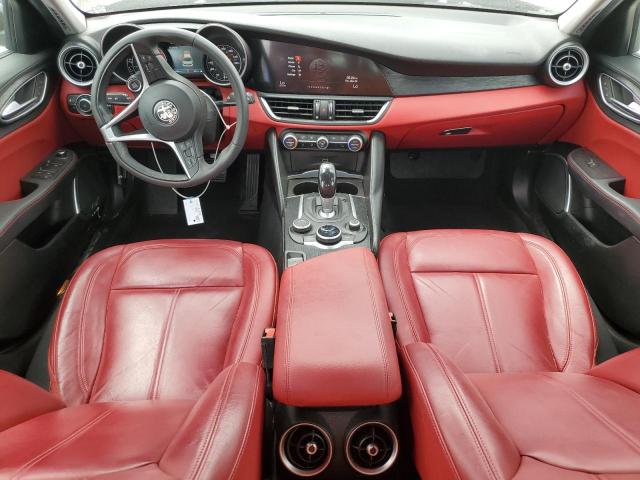 Photo 8 from auction – 2019 ALFA ROMEO GIULIA with VIN ZARFANAN8K7621694