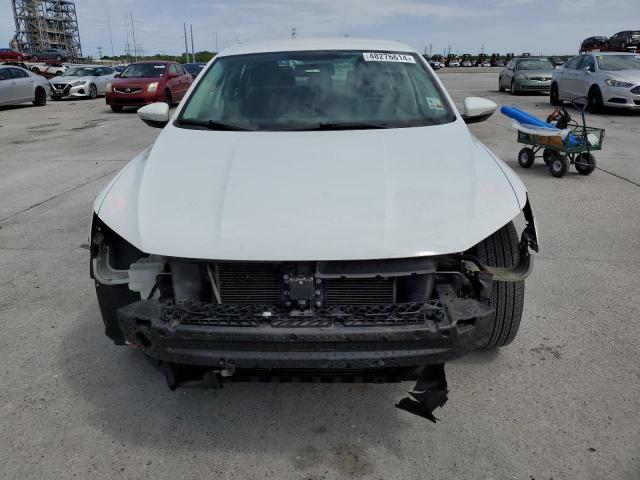 Photo 5 from auction – 2017 VOLKSWAGEN PASSAT S with VIN 1VWAT7A34HC050596