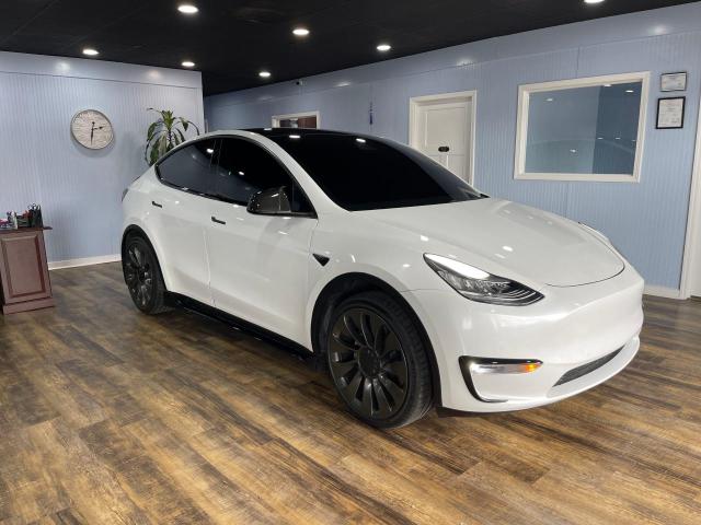 TESLA MODEL Y 2020 with VIN 5YJYGDEE5LF009129 - Photo from auction