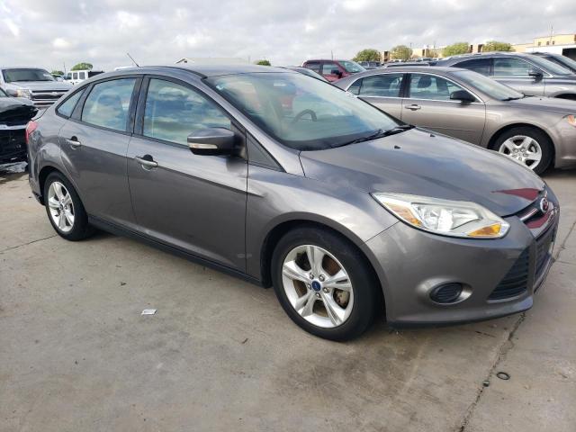 Foto 4 de la subasta – 2014 FORD FOCUS SE con VIN 1FADP3F25EL207812