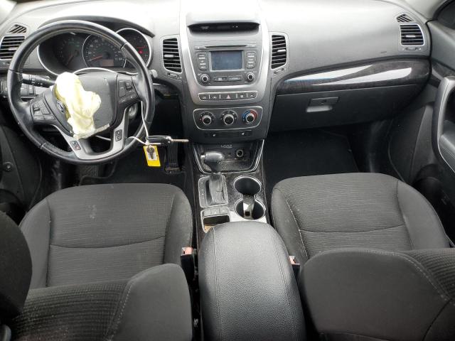 Photo 8 from auction – 2015 KIA SORENTO LX with VIN 5XYKTCA60FG559815