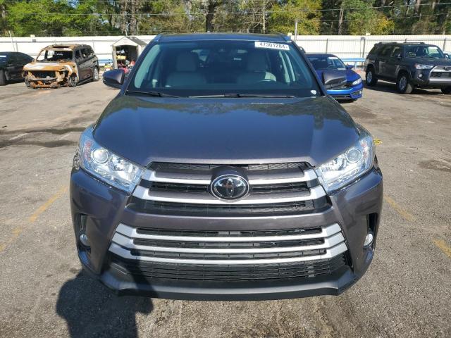 Photo 5 from auction – 2018 TOYOTA HIGHLANDER with VIN 5TDKZRFH6JS547191