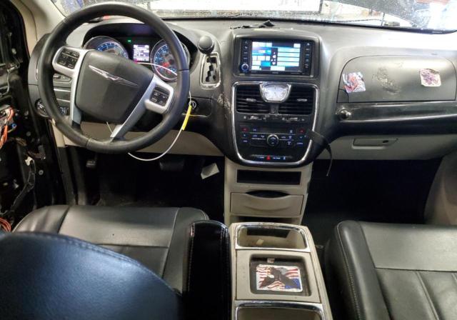 Photo 8 from auction – 2013 CHRYSLER TOWN & COU with VIN 2C4RC1BG8DR681647