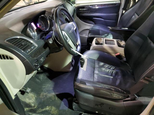 Photo 7 from auction – 2015 CHRYSLER TOWN & COU with VIN 2C4RC1BG5FR645353