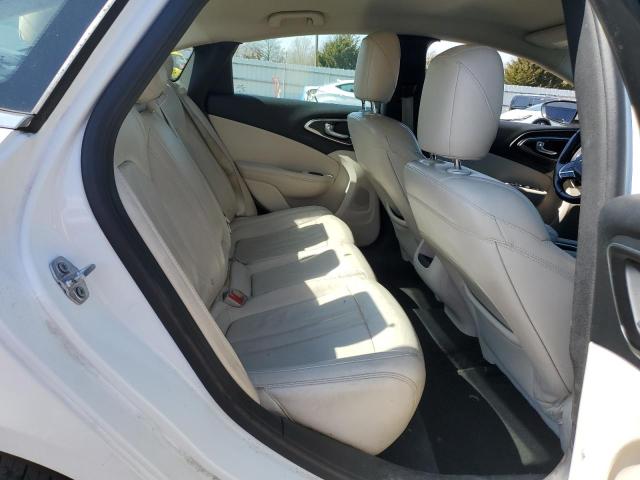 Photo 10 from auction – 2017 CHRYSLER 200 LIMITE with VIN 1C3CCCAB1HN506641