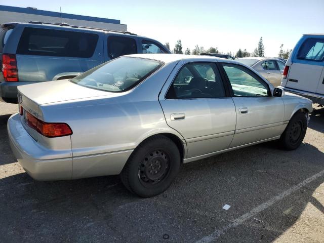 Photo 3 from auction – 2000 TOYOTA CAMRY CE with VIN JT2BG22K6Y0495310