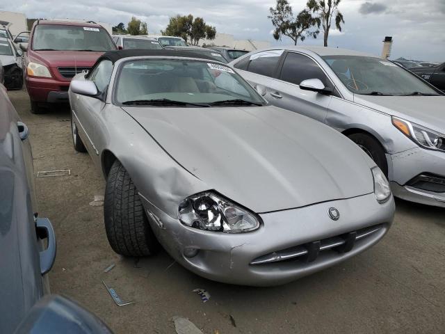 Photo 4 from auction – 1998 JAGUAR XK8 with VIN SAJGX2247WC023922