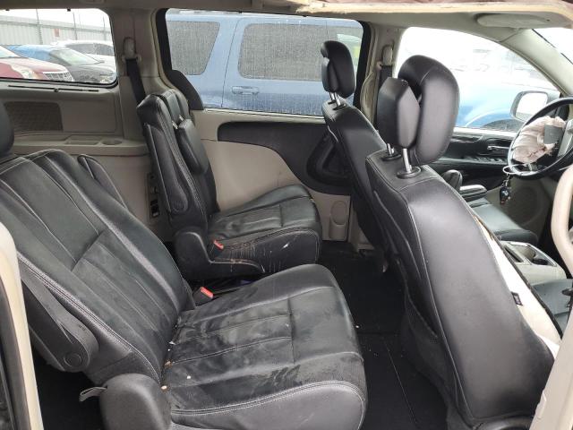 Photo 11 from auction – 2014 CHRYSLER TOWN & COU with VIN 2C4RC1BG3ER236671