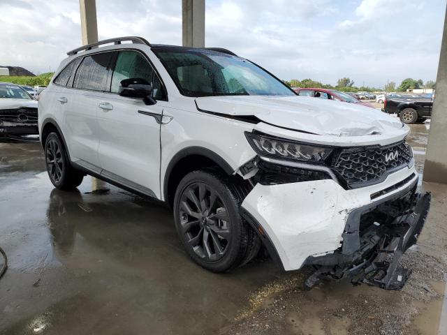 Photo 4 from auction – 2023 KIA SORENTO EX with VIN 5XYRHDLF4PG221953