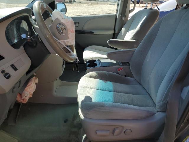 Photo 7 from auction – 2014 TOYOTA SIENNA LE with VIN 5TDKK3DC0ES458005