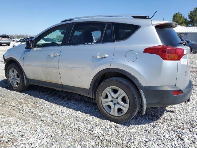 Photo 2 from auction – 2015 TOYOTA RAV4 LE with VIN JTMBFREV5FJ040223