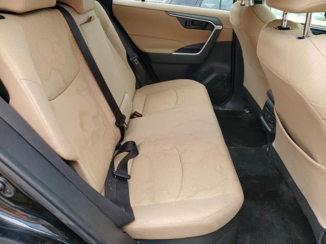 Photo 11 from auction – 2019 TOYOTA RAV4 LE with VIN JTMLWRFV5KD010280