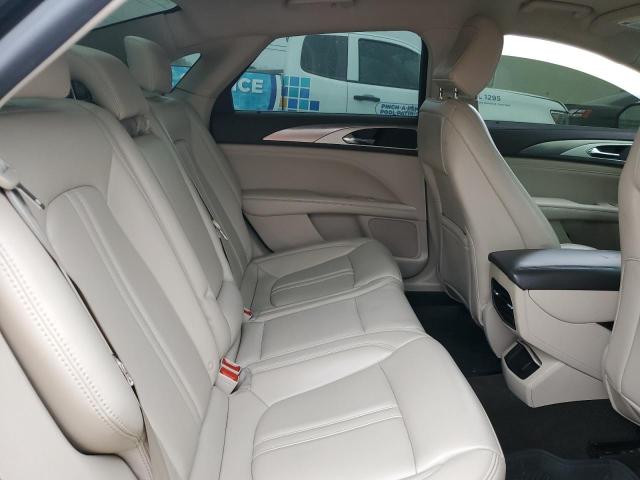 Photo 10 from auction – 2020 LINCOLN MKZ with VIN 3LN6L5A95LR614165