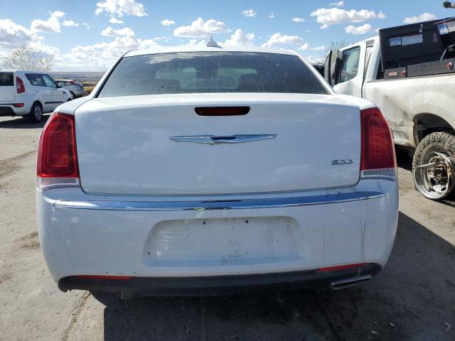 Photo 6 from auction – 2018 CHRYSLER 300 LIMITE with VIN 2C3CCAEG3JH130002