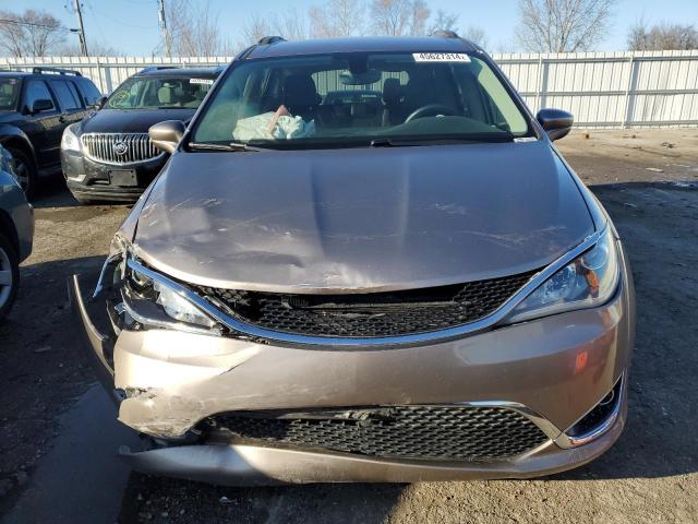 Photo 5 from auction – 2017 CHRYSLER PACIFICA T with VIN 2C4RC1BG8HR535965