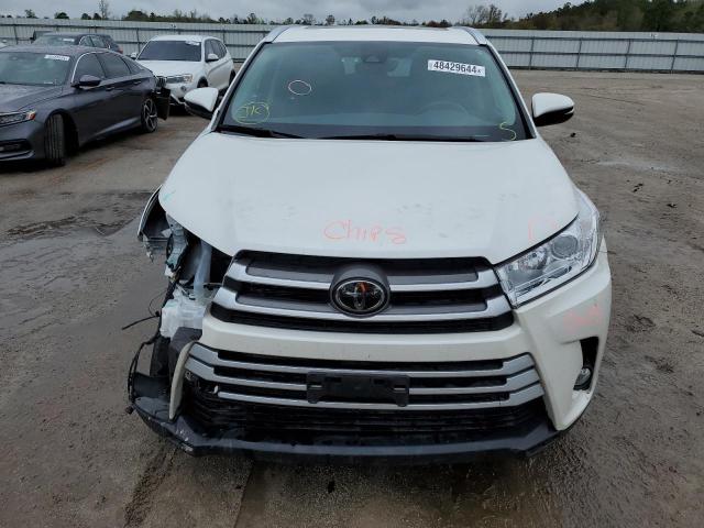 Photo 5 from auction – 2018 TOYOTA HIGHLANDER with VIN 5TDJZRFHXJS544080