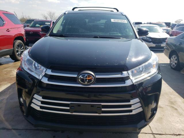 Photo 5 from auction – 2019 TOYOTA HIGHLANDER with VIN 5TDKZRFH9KS300135