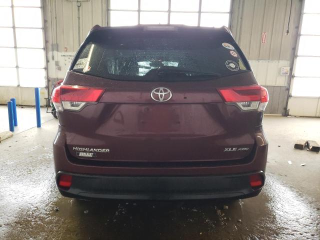Foto 6 de la subasta – 2018 TOYOTA HIGHLANDER con VIN 5TDJZRFH4JS821435