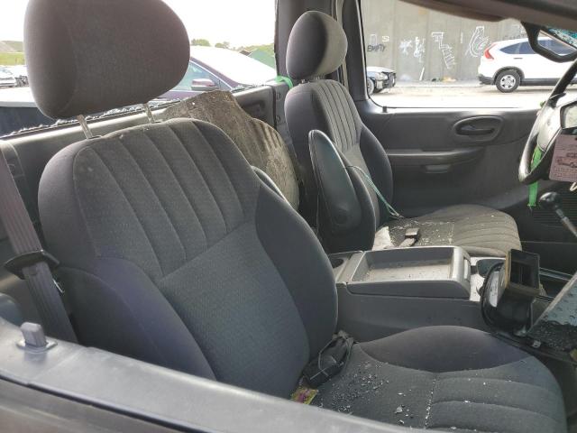 Photo 10 from auction – 2001 FORD F150 with VIN 1FTZF17221NA74737