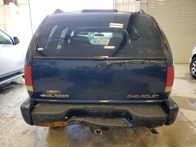 Photo 6 from auction – 2002 CHEVROLET BLAZER with VIN 1GNDT13W62K213919