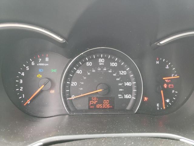 Photo 9 from auction – 2015 KIA SORENTO LX with VIN 5XYKT4A64FG634571
