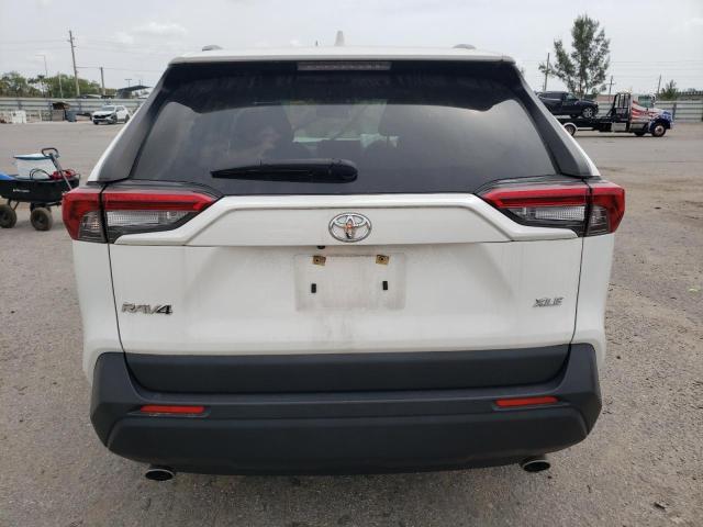 Photo 6 from auction – 2019 TOYOTA RAV4 XLE P with VIN JTMC1RFV3KD029425