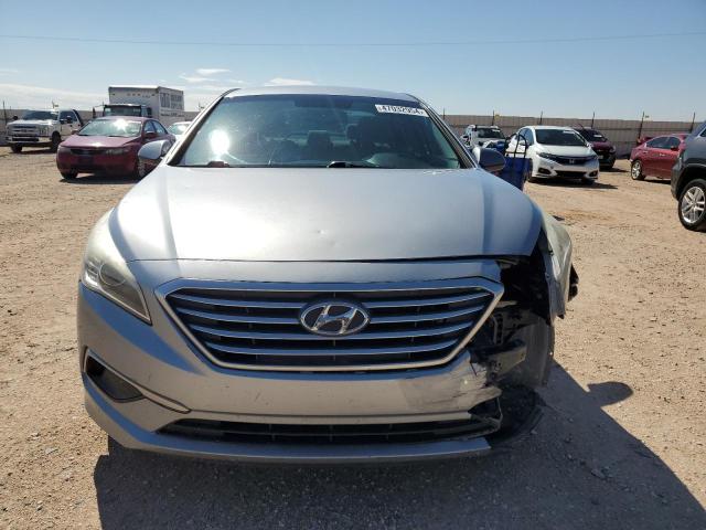 Photo 5 from auction – 2016 HYUNDAI SONATA SE with VIN 5NPE24AF7GH422936